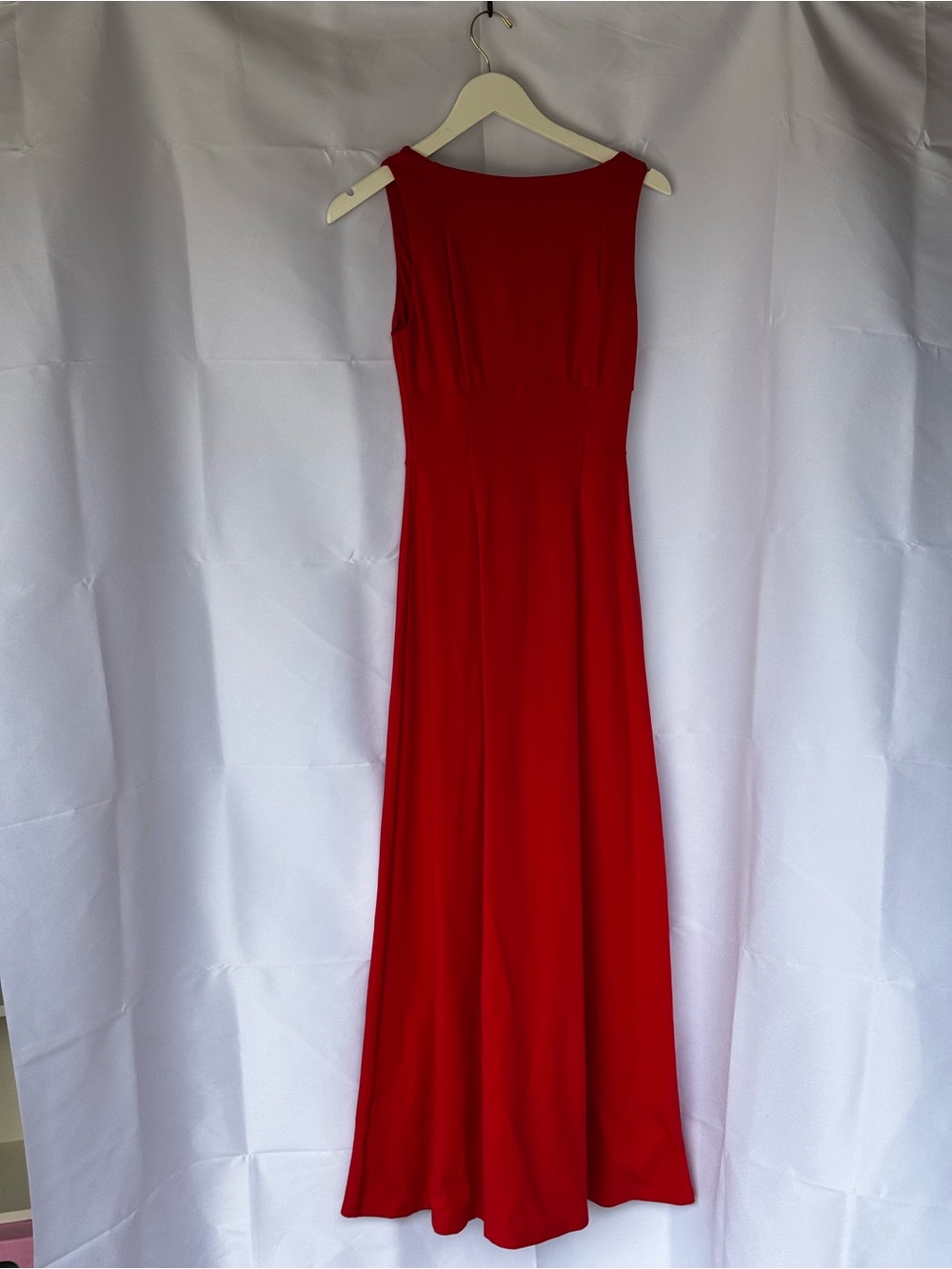 Red Sleeveless Maxi Dress